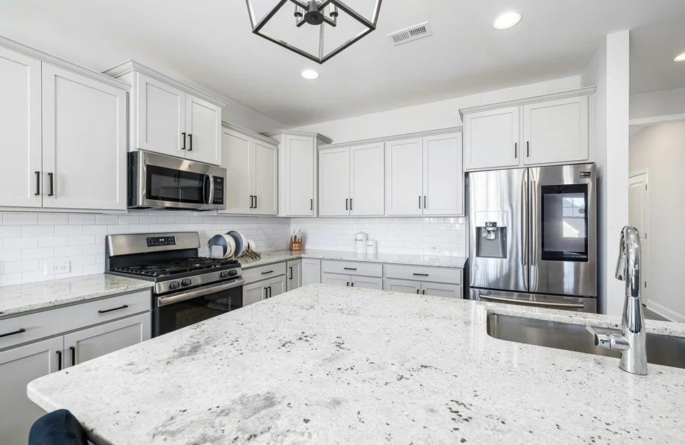 White Kitchen Cabinets With White Countertops